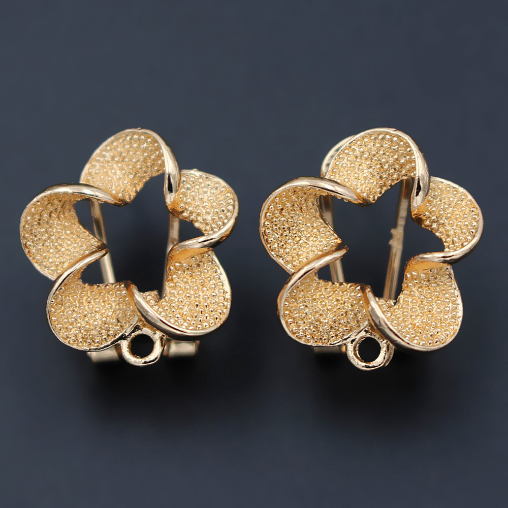 10 pares de Brincos de Flor em - Jewelry Making Dubai avaliação e preço